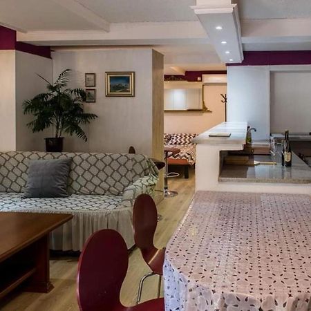 Apartment Ami 特雷比涅 外观 照片